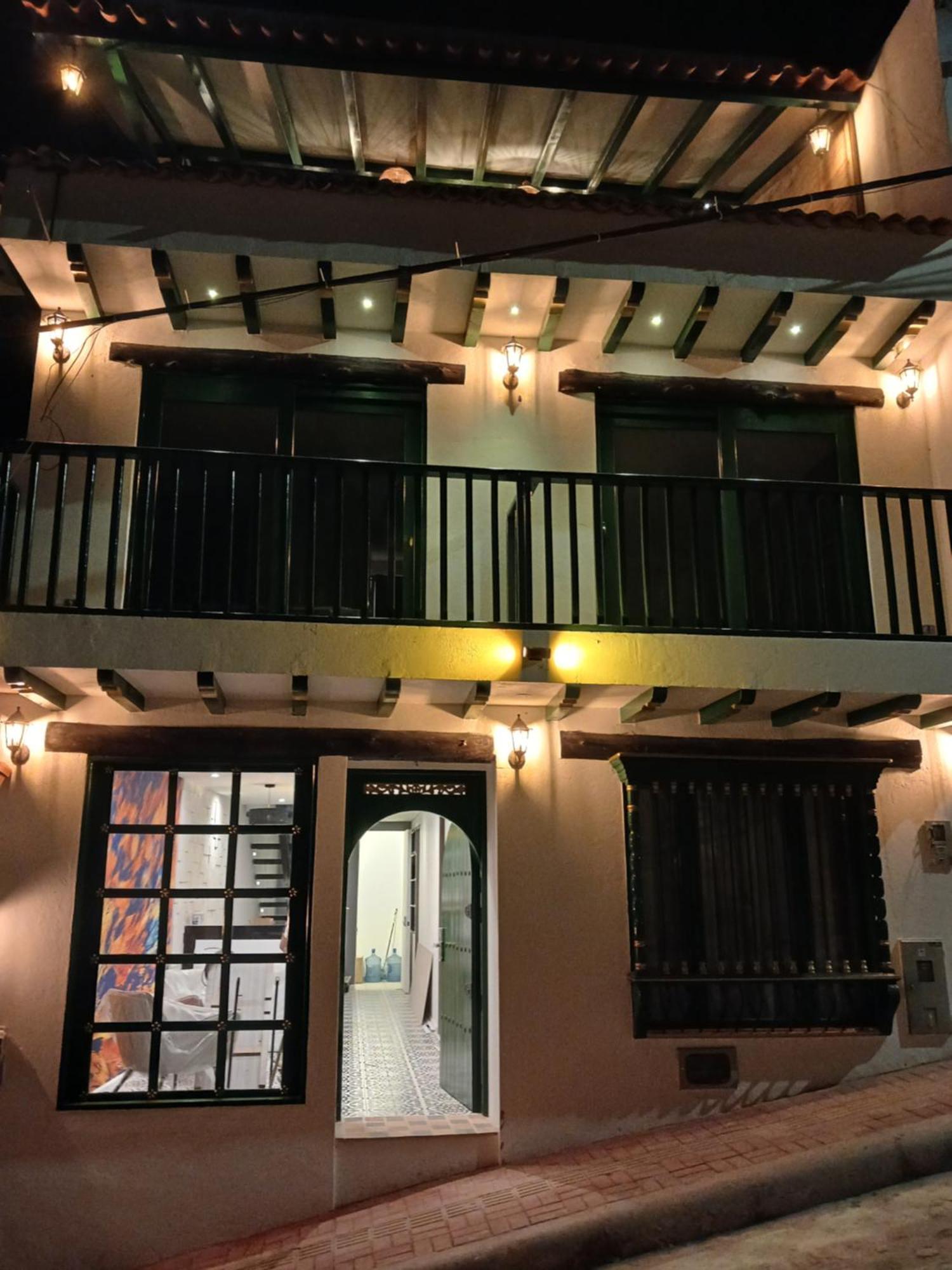 Hotel Santino Jenesano Luaran gambar