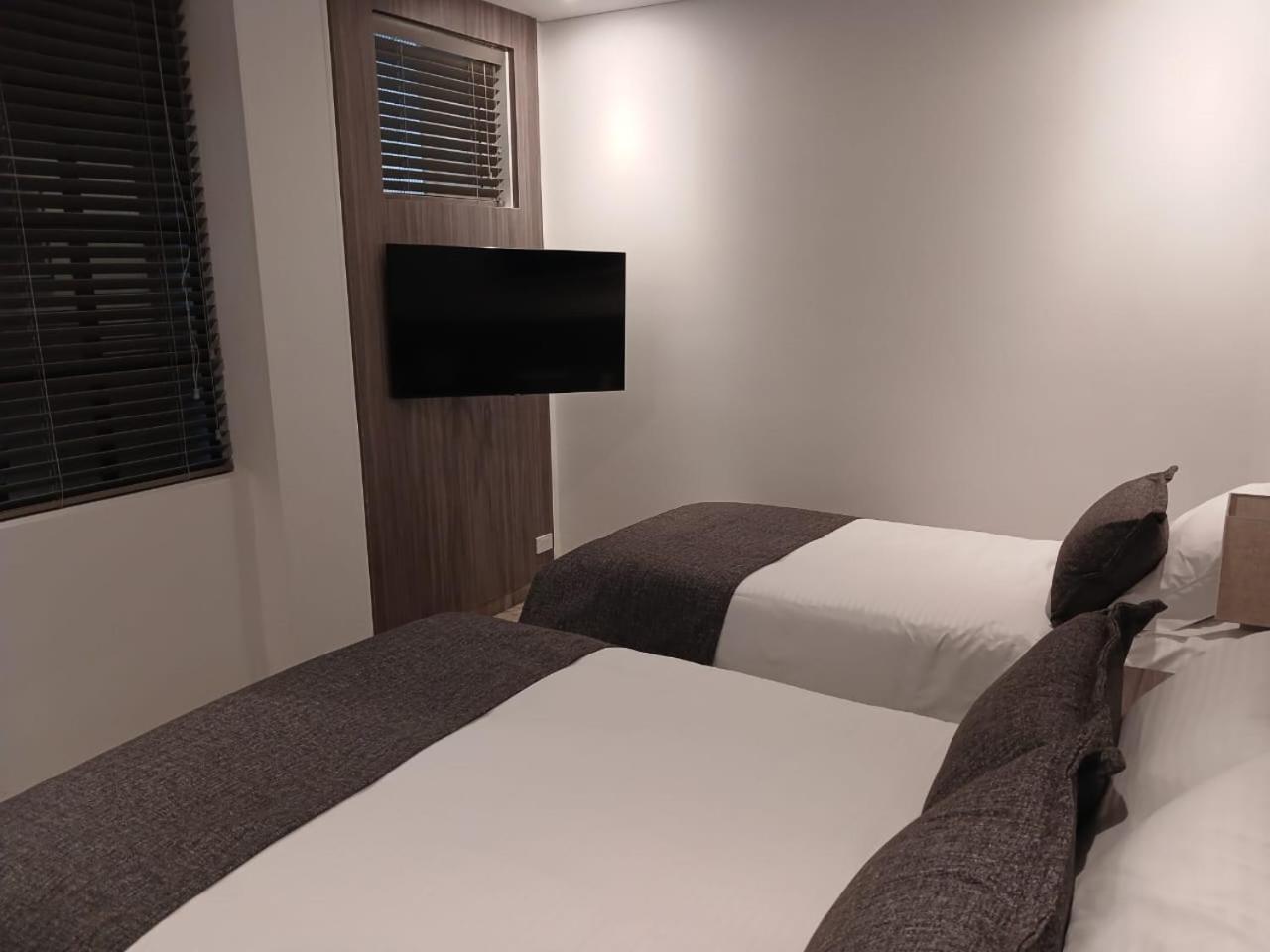 Hotel Santino Jenesano Luaran gambar